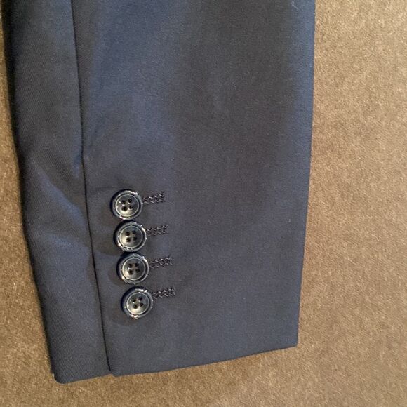 Men’s Blue Slim Fit 2 Piece Suit
OneButton Notched Lapel Jacket 34 Pants 31 NWT - Picture 8 of 14